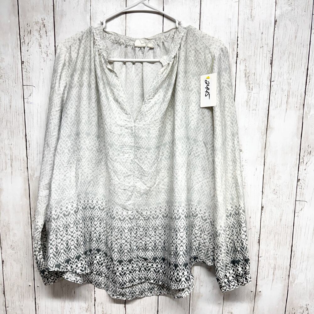 Gap Shirt Women Size Medium Ombre Aztec Pattern Smocked Blouse Trim Detail Boho